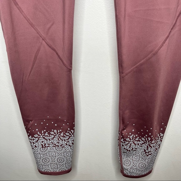 FABLETICS High Waist UltraCool 7/8 Leggings - Picture 4 of 12